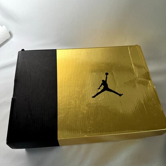 Size 4.5 - Nike Air Jordan 6 Retro SE GS Defining Moments 2020 Shoes - Picture 6 of 9